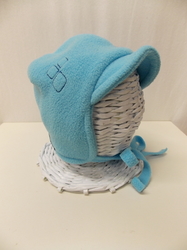 Zimní čepice kojenecká zavazovací TAGO světle modrá ČTVEREČKY